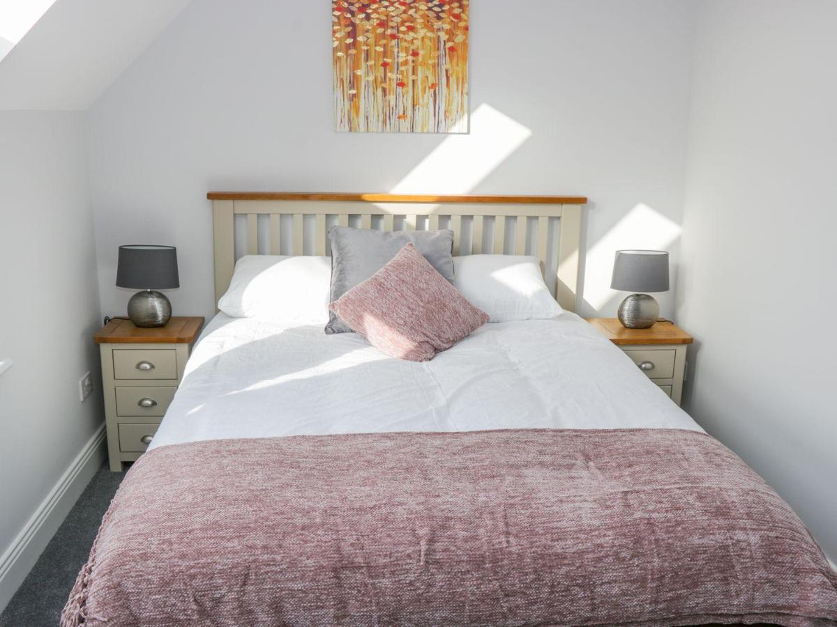 C64 Cahermore Holiday Village Инишкрон Экстерьер фото